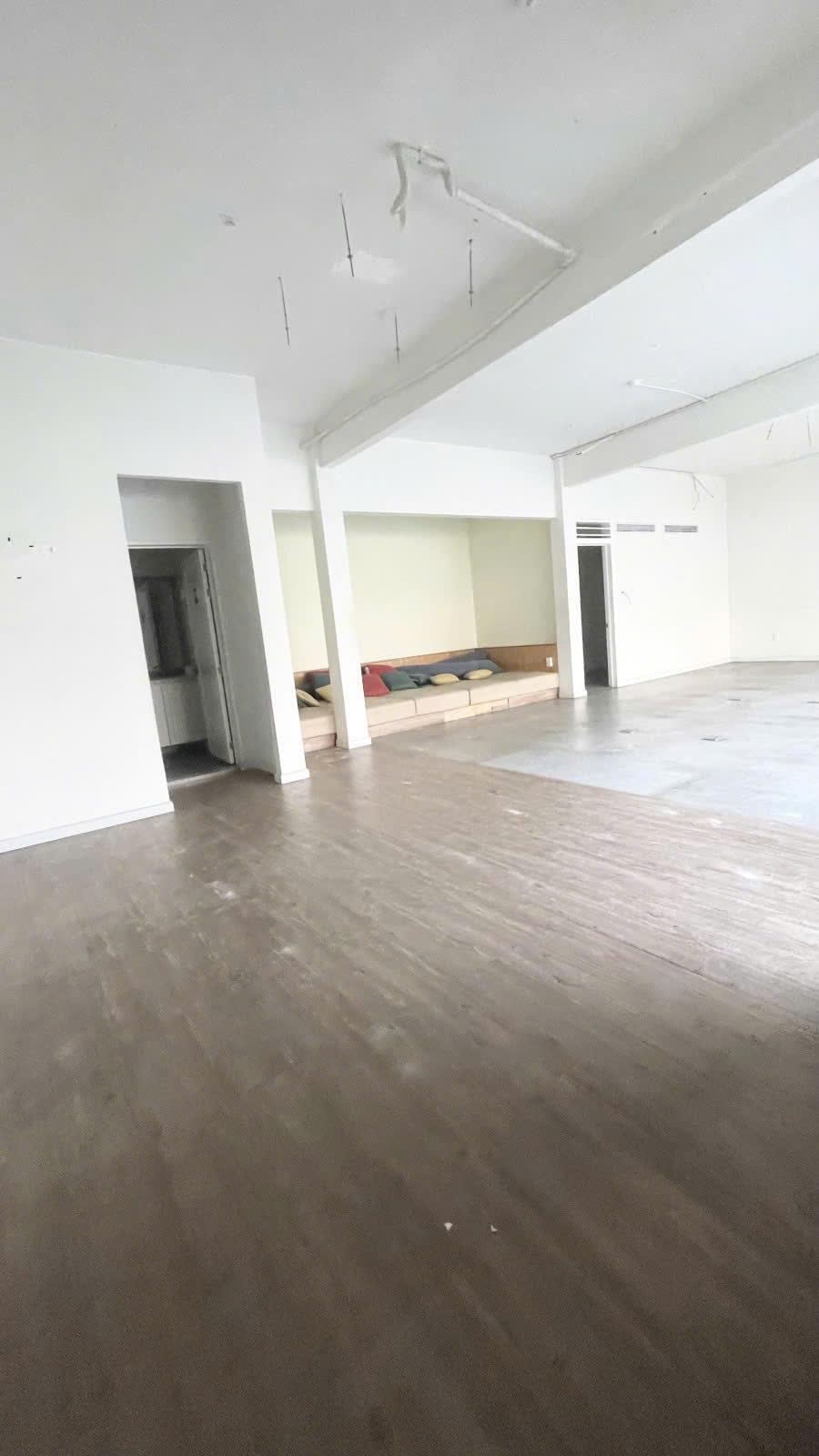 CĂN NHÀ MẶT TIỀN TRẦN QUANG DIỆU - TRUNG TÂM QUẬN 3: Sở hữu 15m ngang, diện tích >200m², dòng tiền - Ảnh 2