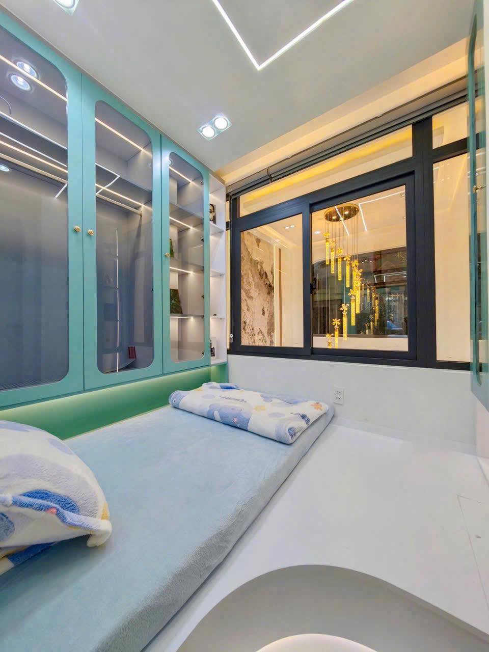 BÁN NHÀ 5 TẦNG ĐẸP - HẺM NGUYỄN THIỆN THUẬT, QUẬN 3 - GIÁ 5.7 TỶ - SỔ HỒNG CHÍNH CHỦ - Ảnh 3
