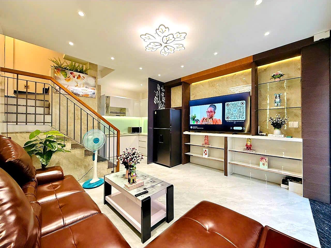 GIẢM 3 TỶ XỬ LÝ BANK, NGỘP 9 TỶ BÁN BIỆT THỰ GÓC 2 MẶT TIỀN NGUYỄN GIA TRÍ ( D2) BÌNH THẠNH - Ảnh 1
