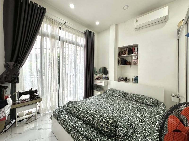 Nhà Bán Phú Nhuận Lê Văn Sỹ , 35m2 4  tầng btct , hẻm thông 3m , 5PN  , 7 tỷ 5 ( TL ) - Ảnh 2