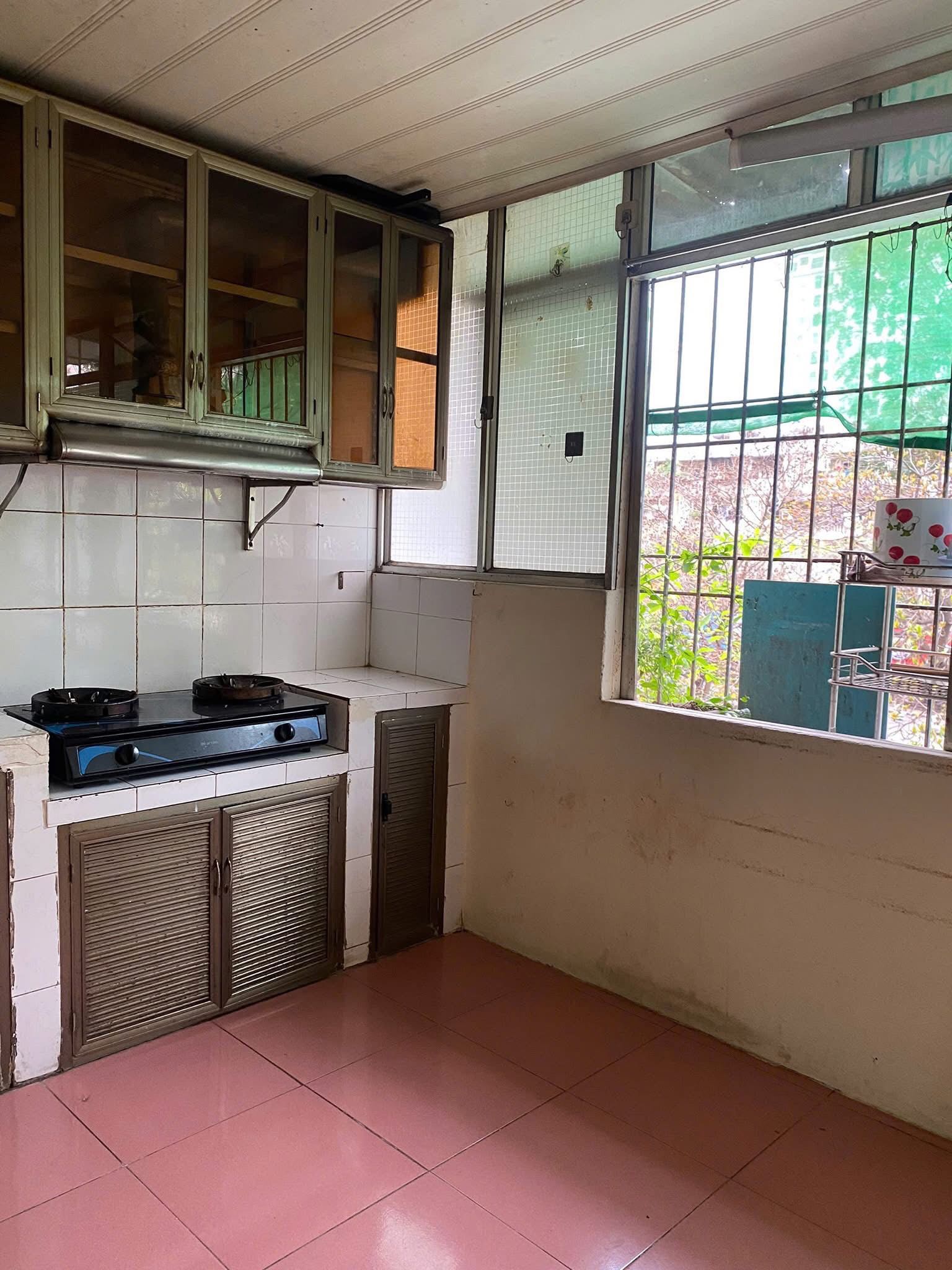 Cho thuê nhà tập thể tầng 3 Giảng Võ - Đống Đa 70m, 2 ngủ giá 7.5 triệu, ở nhóm, GĐ - Ảnh 3