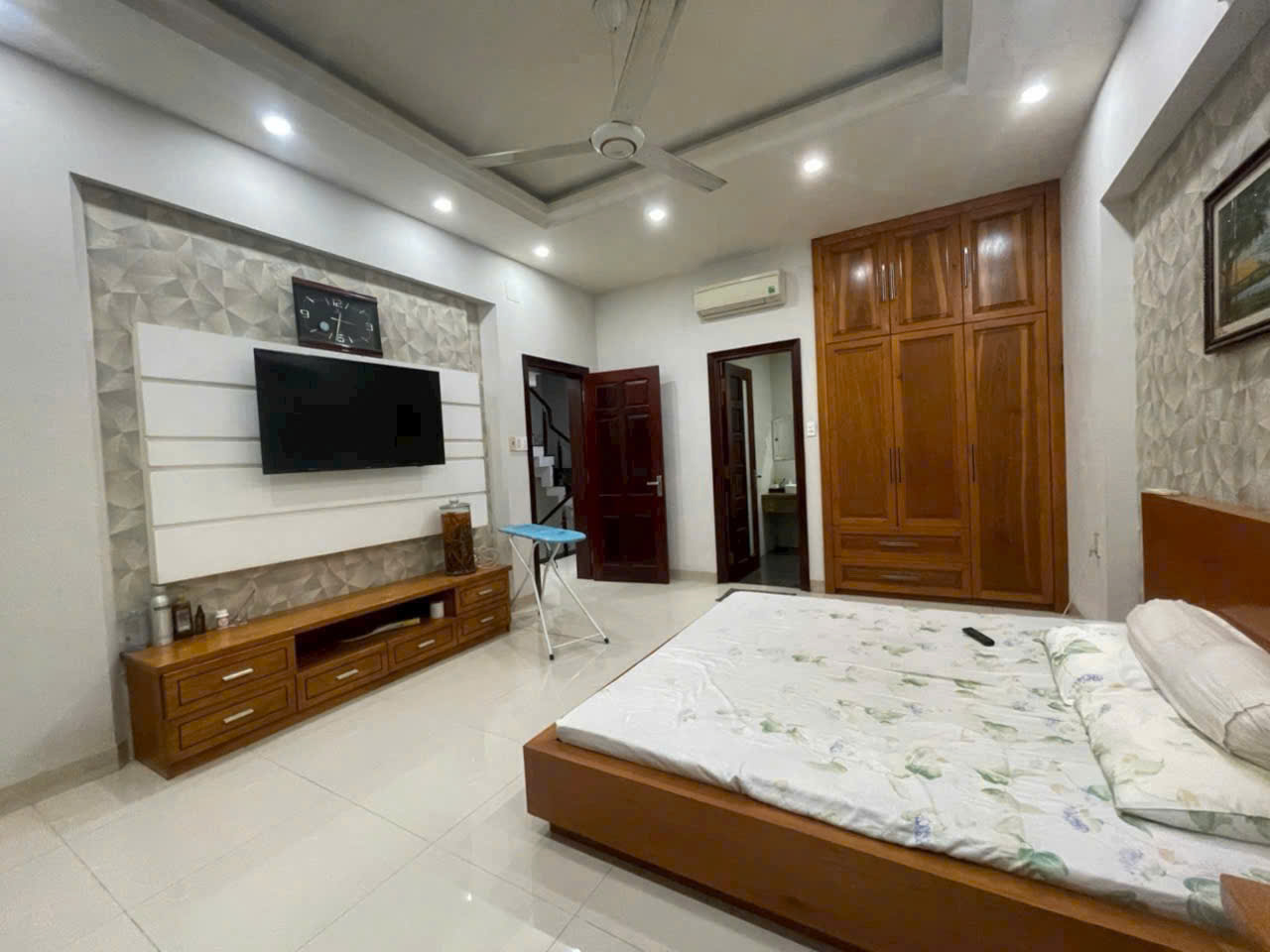 Bán Biệt Thự 1T2L siêu đẹp KDC D2D, Võ Thị Sáu 8mx18m, chỉ 16,5 tỷ - Ảnh 2