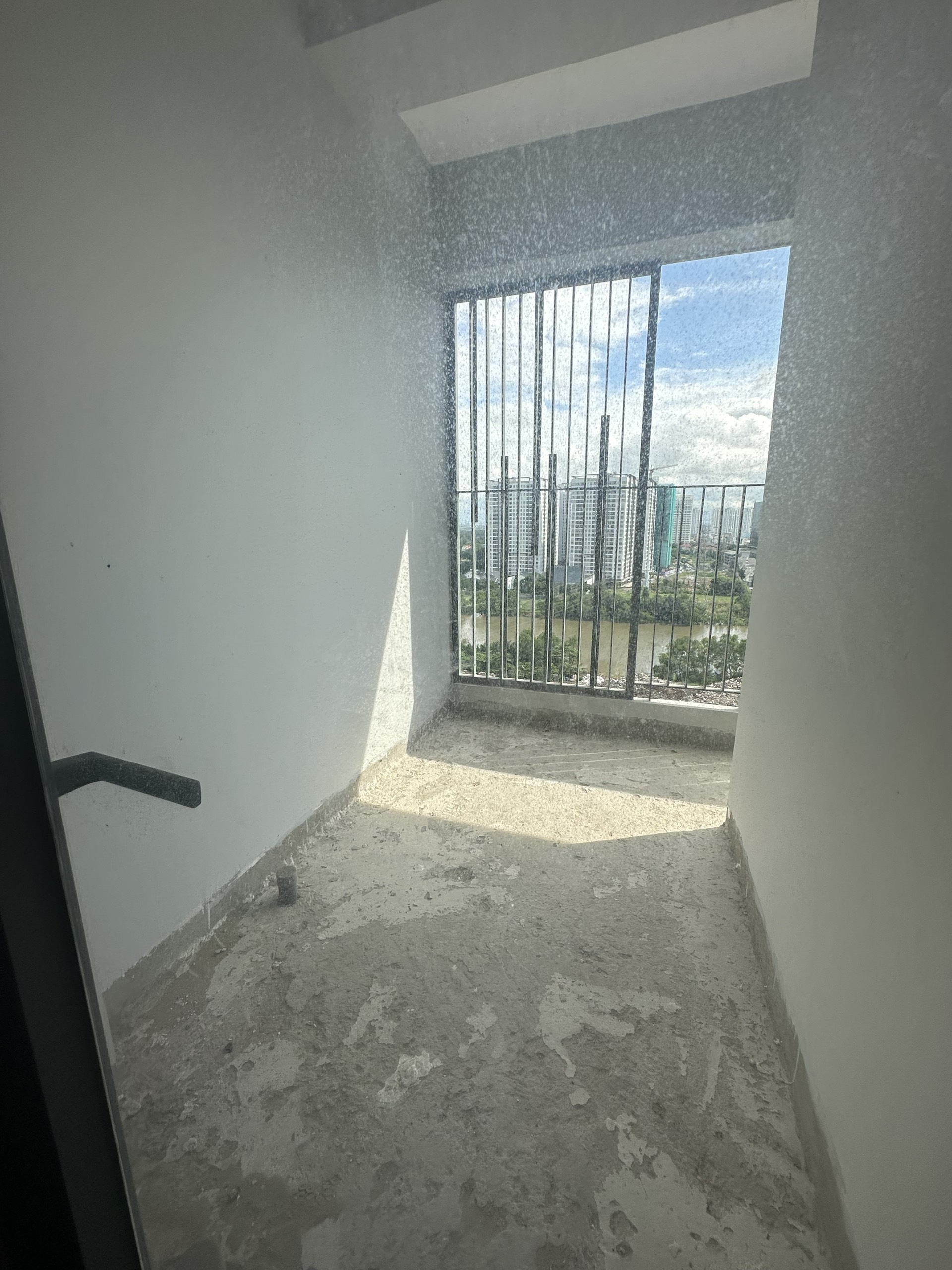 Cần bán căn 3PN dự án Lavida Plus Q7, nhà thô tự decor theo sở thích - Ảnh chính