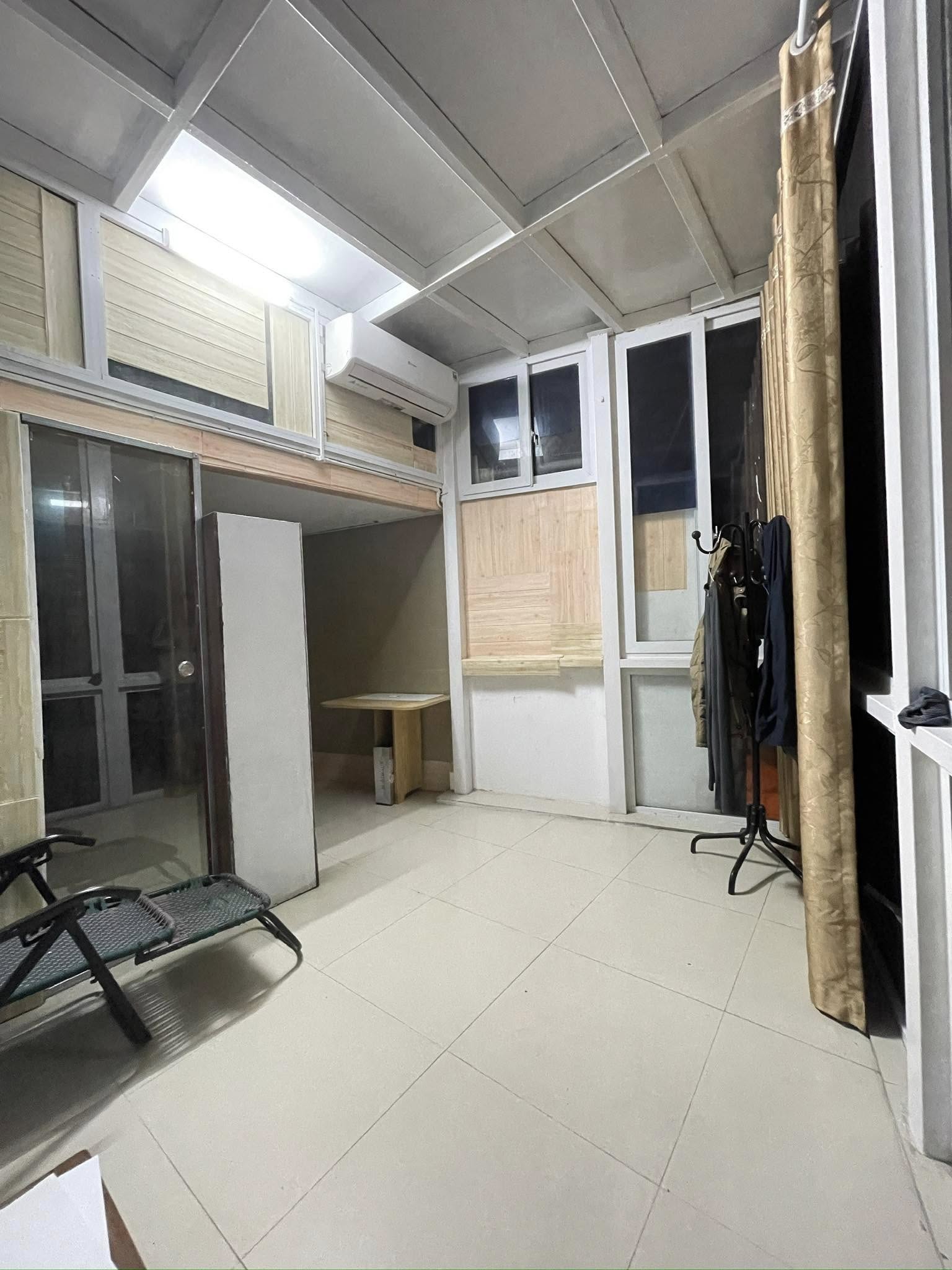 Cho Thuê Nhà riêng Mai Anh Tuấn, gần hồ Hoàng Cầu 30m x 4T, giá 12tr, ô tô, kinh doanh - Ảnh 3