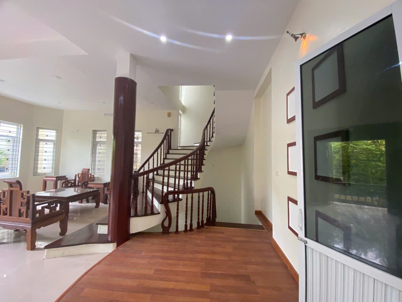 CÀN BÁN BIỆT THỰ KIM GIANG,HOÀNG MAI,GARA OTO, DT RỘNG, LÔ GÓC, GIÁ 26 TỶ - Ảnh 2
