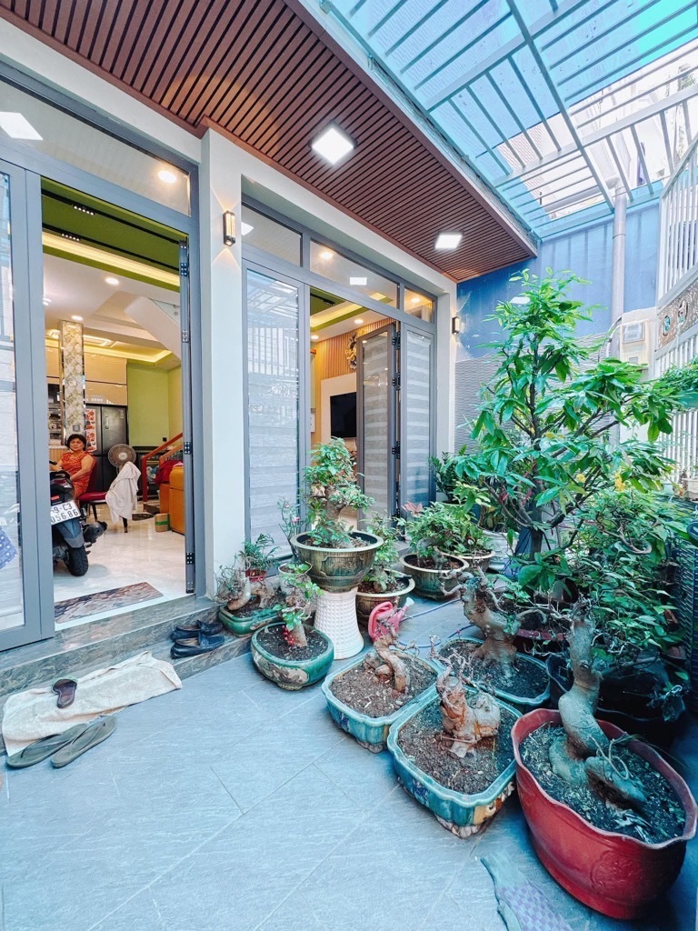 NHÀ MẶT TIỀN XE HƠI TỚI CỬA- HẺM THÔNG TRƯỚC NHÀ 3.5M- THUẬN TIỆN KINH DOANH ĐA NGÀNH NGHỀ, - Ảnh 1