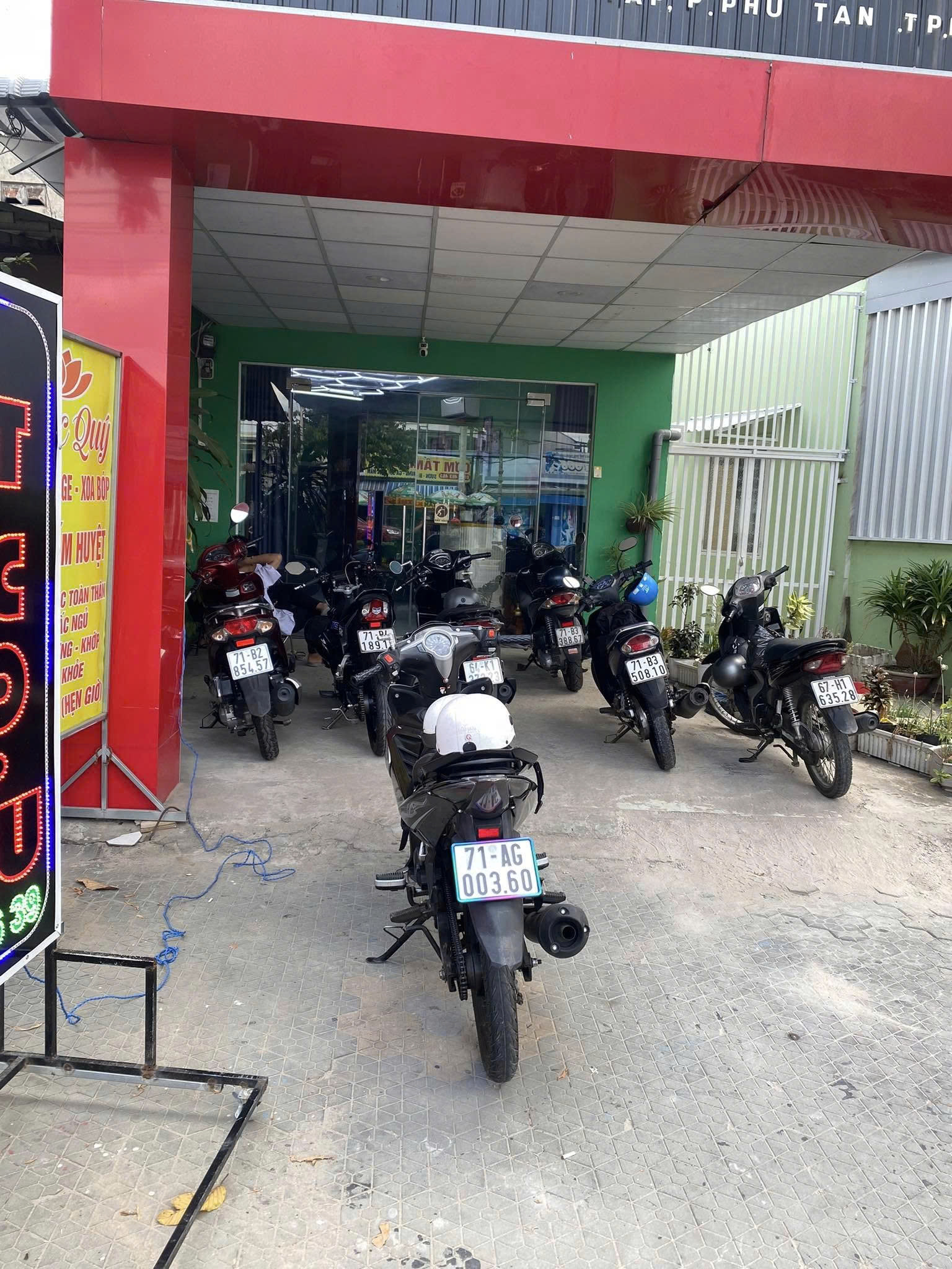 SANG NHƯỢNG CỬA HÀNG TẠI TRUNG TÂM TP BẾN TRE - Ảnh chính