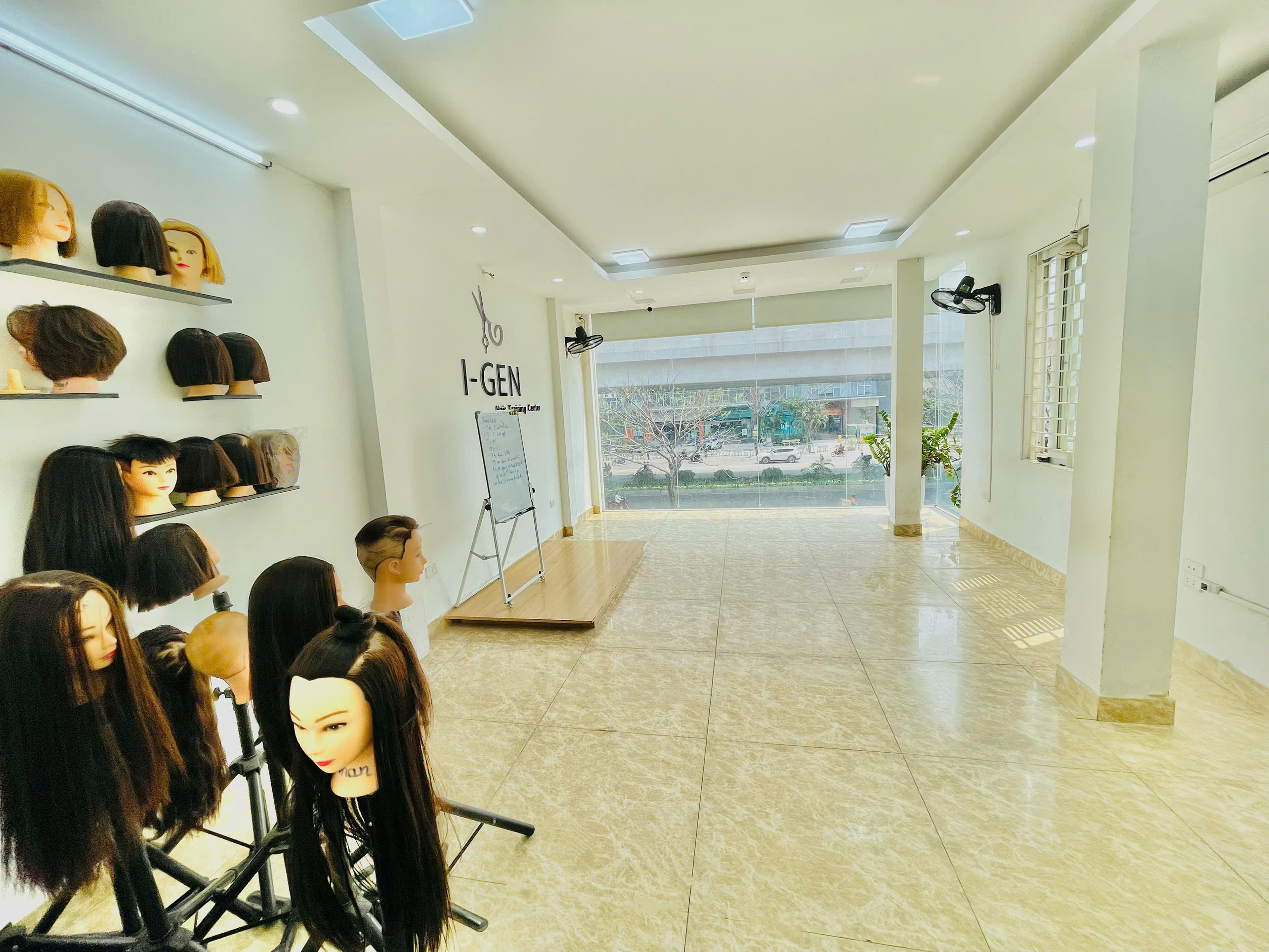 CHÍNH CHỦ CHO THUÊ NHÀ/ SANG NHƯỢNG SALON TÓC PHẠM VĂN ĐỒNG- CẦU GIẤY- HÀ NỘI - Ảnh 1