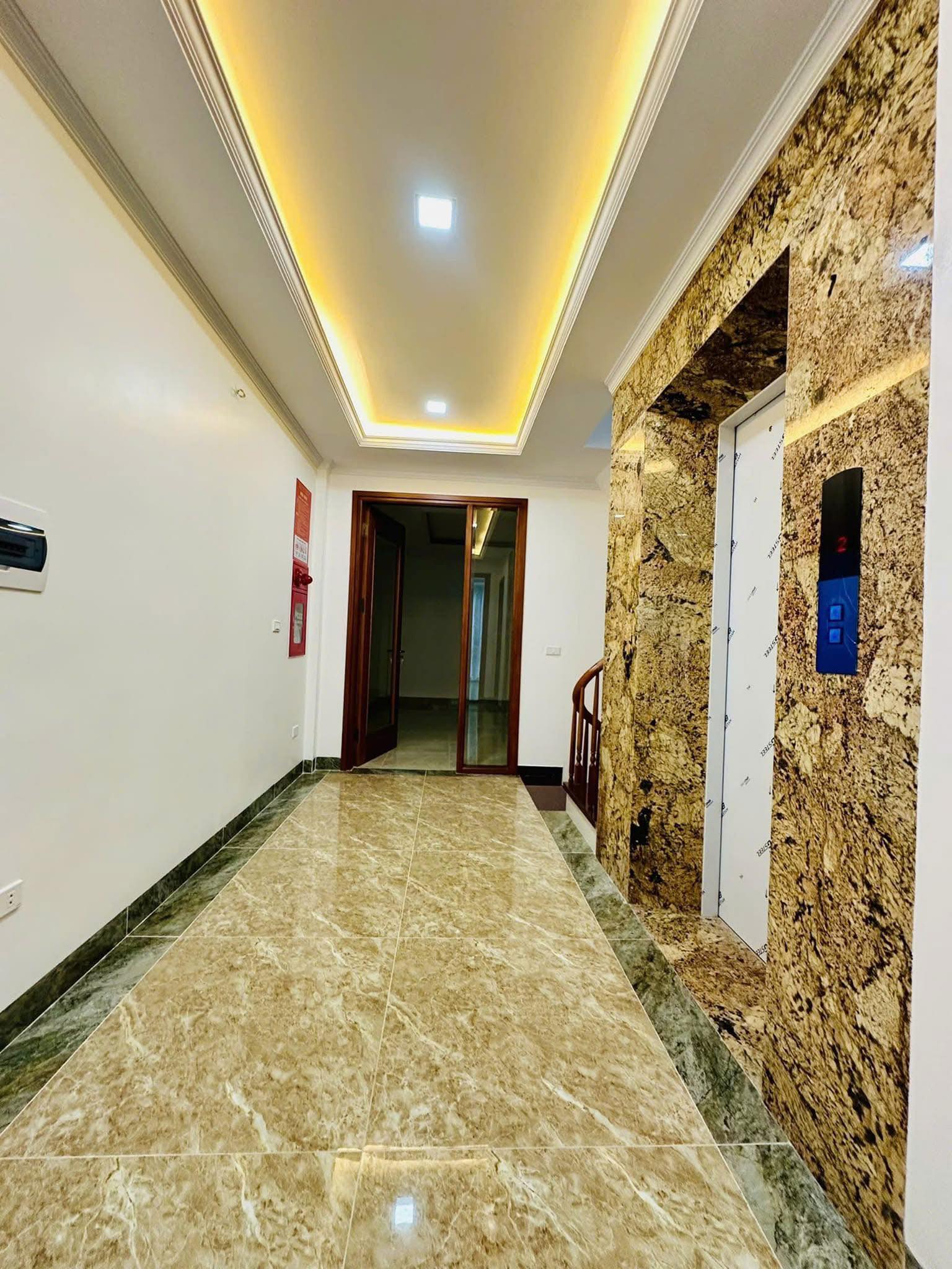 Bán Tòa Văn Phòng 9Tầng Xây Mới-Phố Thái Hà 135m/MT 7.1m 62.8 Tỷ, Ôtô tránh, KD - Ảnh 1