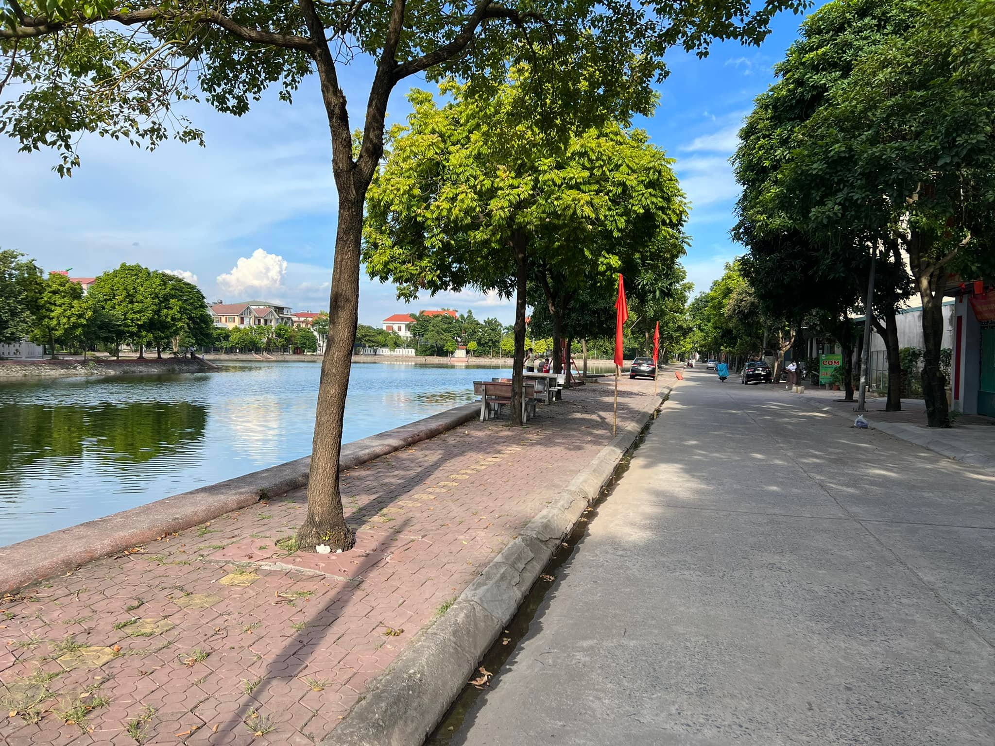 Bán đất mặt phố Đoàn Nhữ Hài, view hồ Hòa Bình, TP HD, 90m2, mt 5m, gần đường Thanh Niên - Ảnh chính