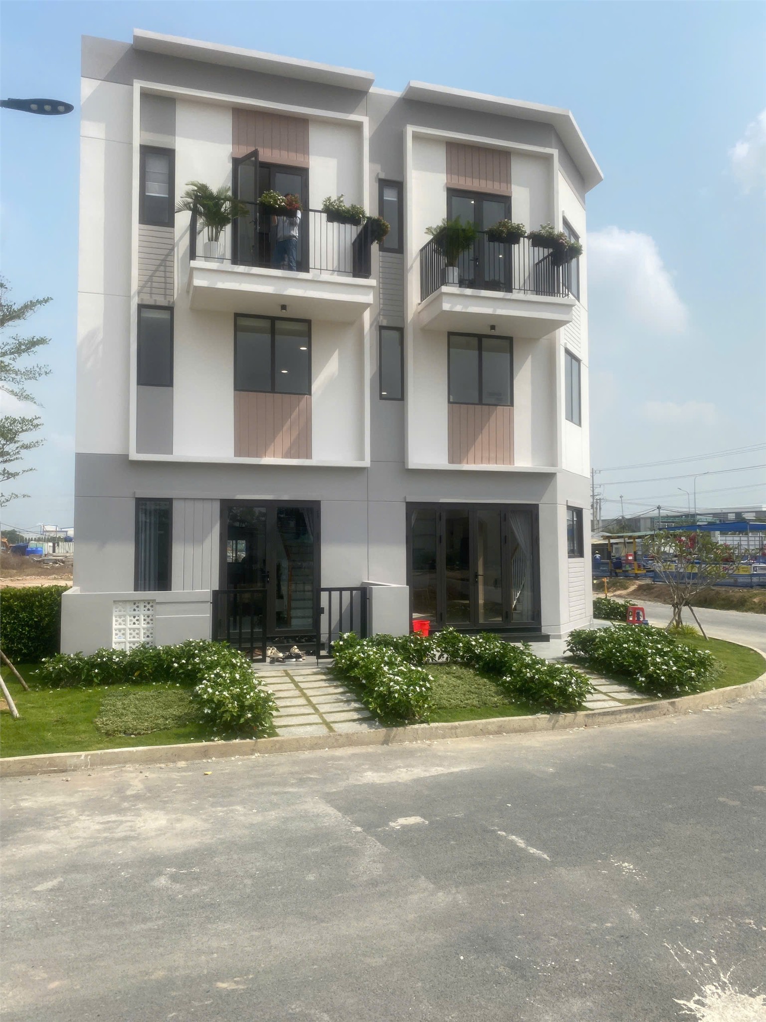 Nhà Ở Xã Hội Hòa Phú – Full Nội Thất, Sổ Hồng Riêng, Hỗ Trợ Vay - Ảnh chính