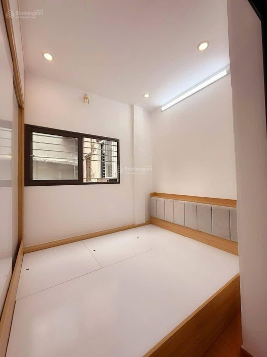 Bán căn hộ tập thể Cao Su Sao Vàng 2.88 tỷ ngay Ngã Tư Sở, Thanh Xuân dt 28/60m2 - Ảnh 1