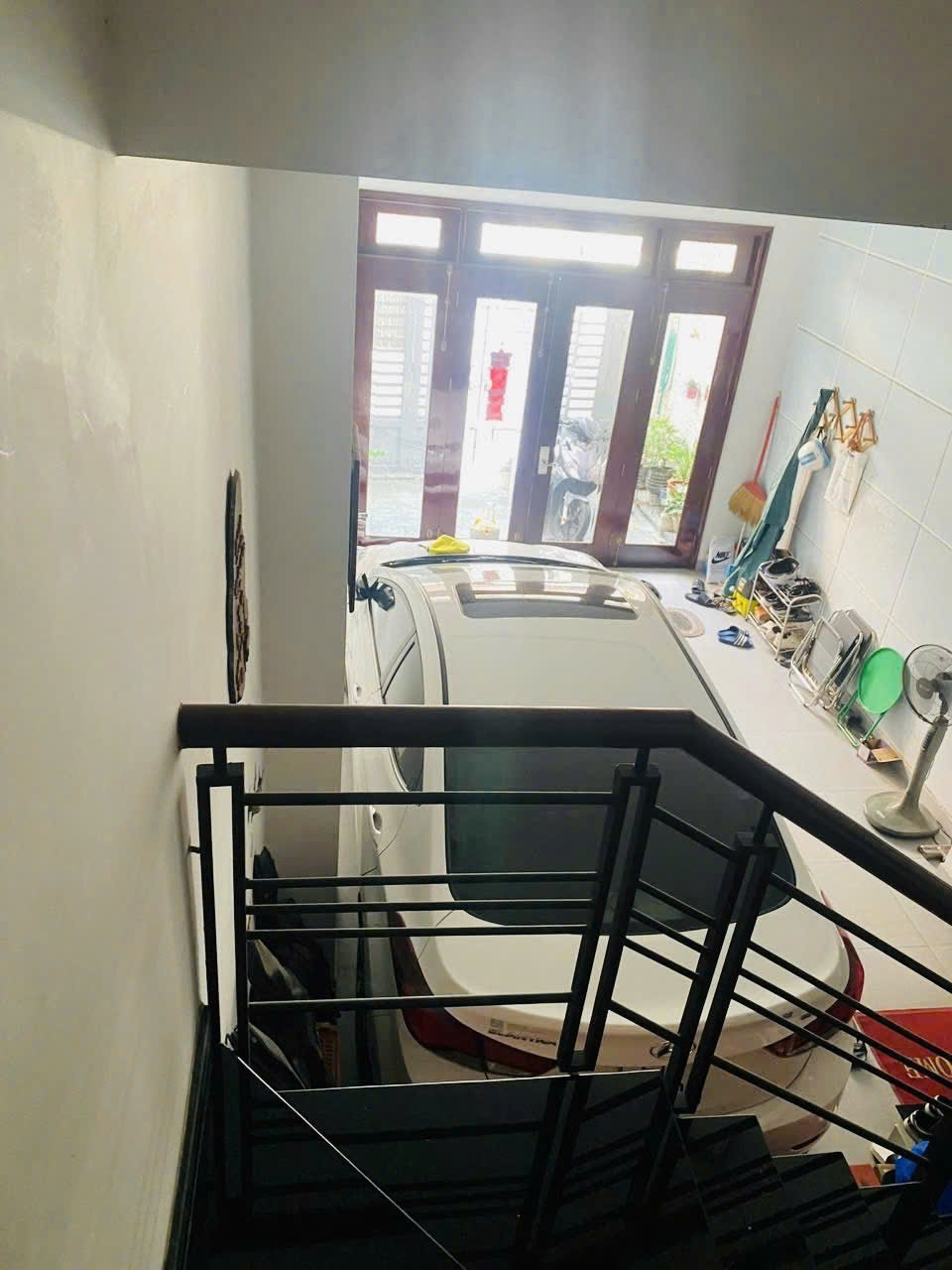 BÁN NHÀ NƠ TRANG LONG - P7 BÌNH THẠNH - HXH TRÁNH - 72M2 - 4 TẦNG BTCT - 4PN 5WC - XE HƠI ĐỂ TRONG - Ảnh 1