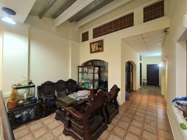 BÁN GẤP GIÁ MỀM NHẤT QUẬN 10: THÀNH THÁI- DT: 122M, NGANG 5M DÀI 24M, 1 TRỆT , 1 LẦU, 2 PHÒNG - Ảnh 1