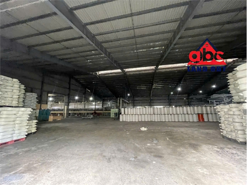X066 Nhà xưởng với kết cấu kiên cố. sở hữu công trình lâu dài. vị trí dễ tuyển nguồn lao động - Ảnh 1