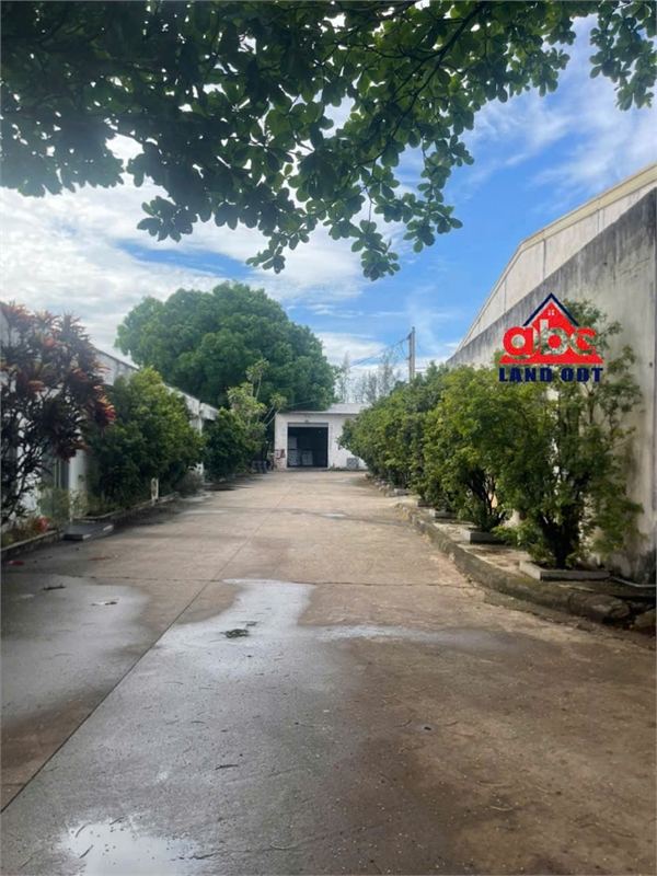 X066 Nhà xưởng với kết cấu kiên cố. sở hữu công trình lâu dài. vị trí dễ tuyển nguồn lao động - Ảnh chính
