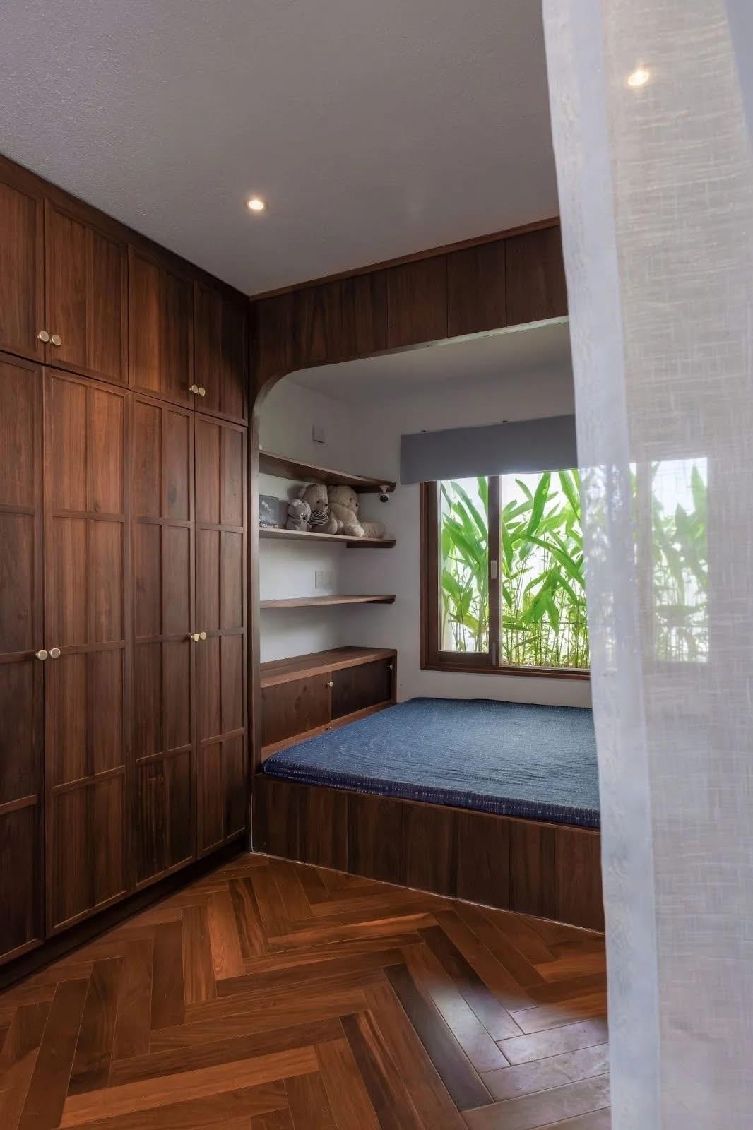 **Bán nhà đường Lạc Long Quân, phường 10, Tân Bình; 4*30, 4 tầng - 13,7 tỷ - Ảnh 2