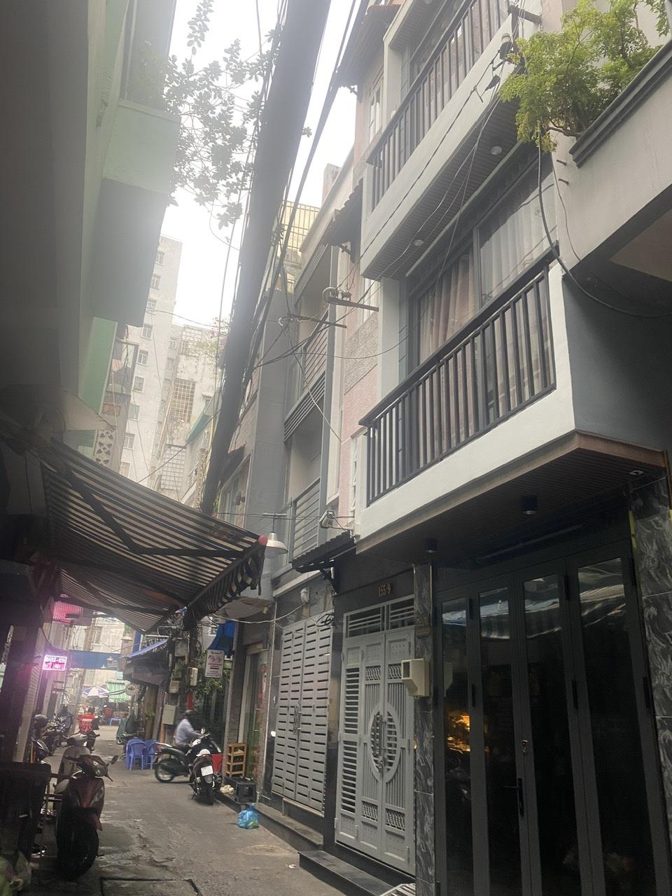 **+Nhà Đẹp, Hẻm 4m Thông-3 Căn Ra Mặt Tiền Nguyễn Biểu Quận 5  25m-4Tầng, 5.99Tỷ - Ảnh chính