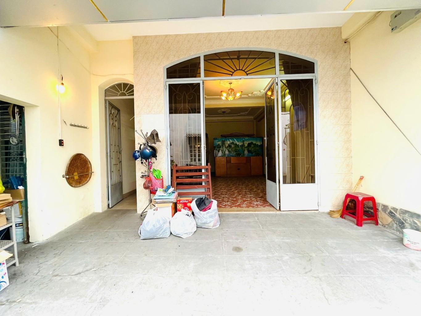HẺM XE TẢI - 3 TẦNG - 5,5M x 16M - NỞ HẬU - RA SÂN BAY 3P - GIÁP BÌNH THẠNH, PHÚ NHUẬN - Ảnh 1
