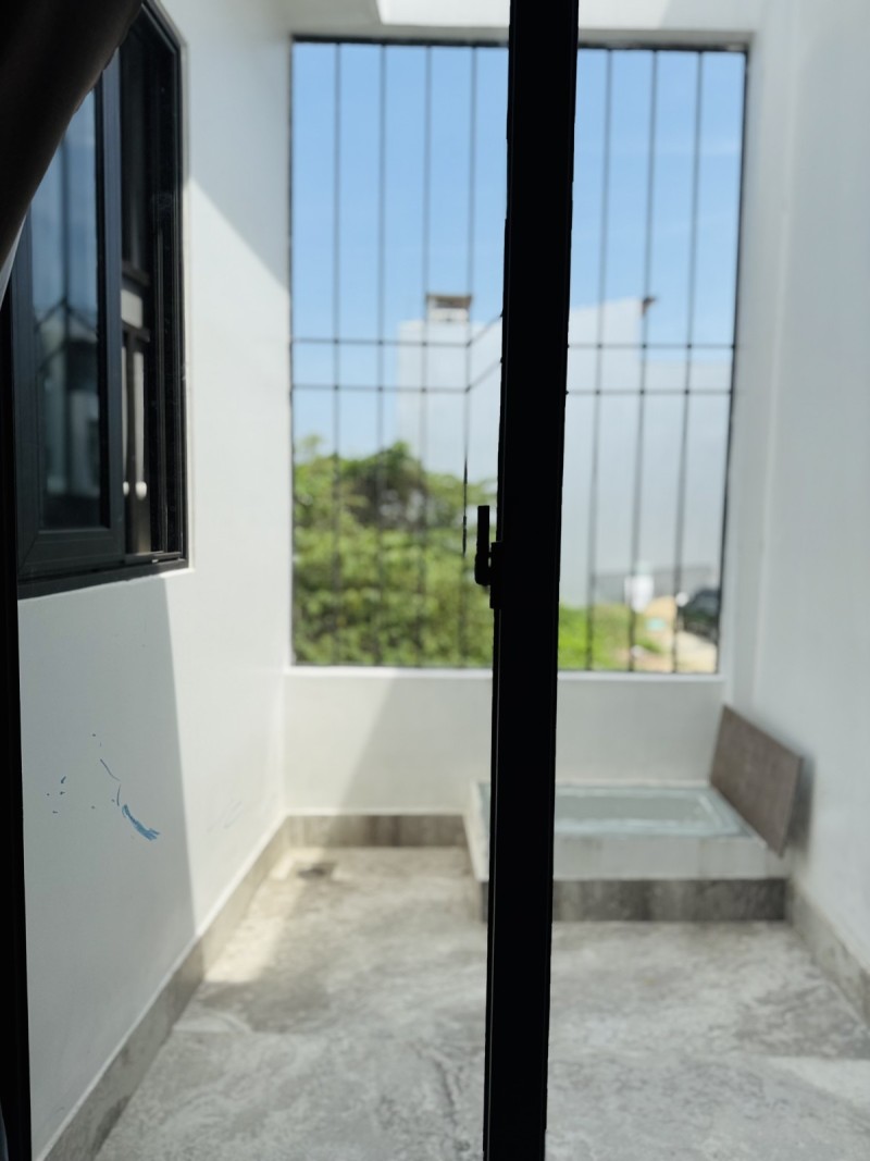 ♥ Mặt Tiền đường 7.5m Tôn Đản, 81m2, mê lửng mới xịn, móng 3 tầng, 3.xx tỵ - Ảnh 2