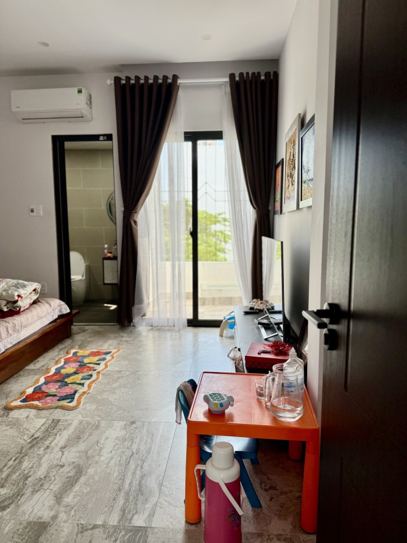 ♥ Mặt Tiền đường 7.5m Tôn Đản, 81m2, mê lửng mới xịn, móng 3 tầng, 3.xx tỵ - Ảnh 1