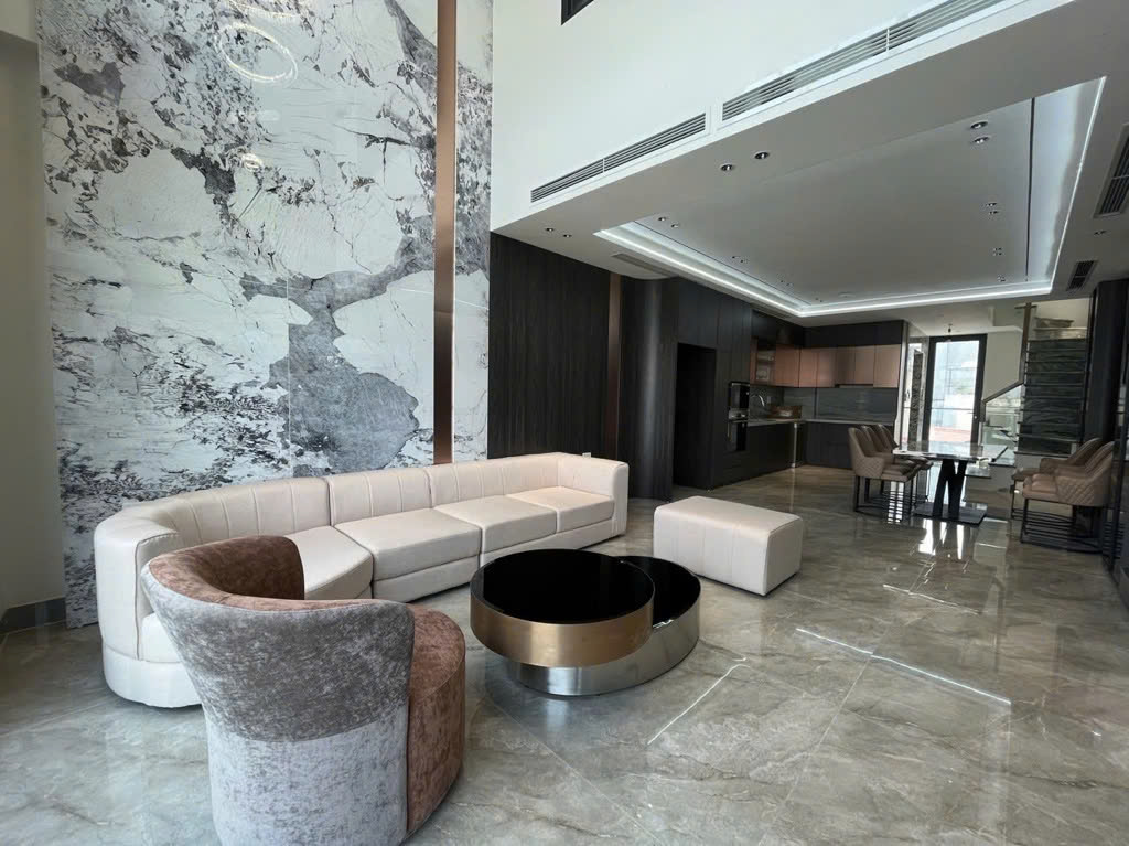 BÁN NHÀ 7 TẦNG CÓ THANG MÁY – PHỐ GIANG VĂN MINH - 58M² - GARA Ô TÔ - CHỈ 21.8 TỶ - Ảnh 1