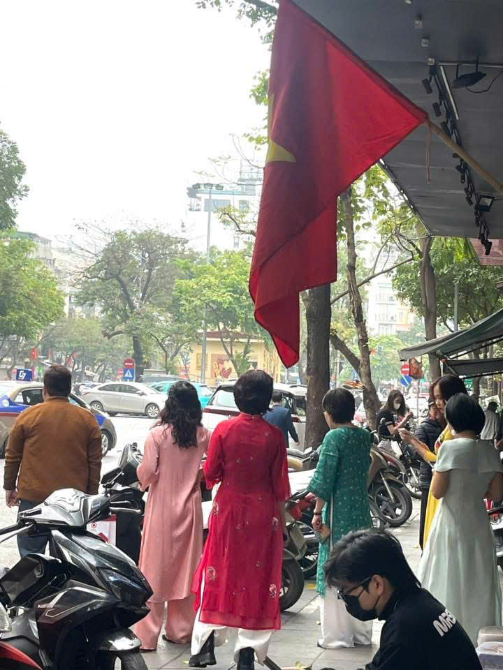 GIÁ TỐT - MÌNH CHO THUÊ MẶT BẰNG KINH DOANH BUỔI SÁNG TỪ 5H-15H CHIỀU TẠI PHỐ CỬA NAM, PHƯỜNG CỬA - Ảnh 3