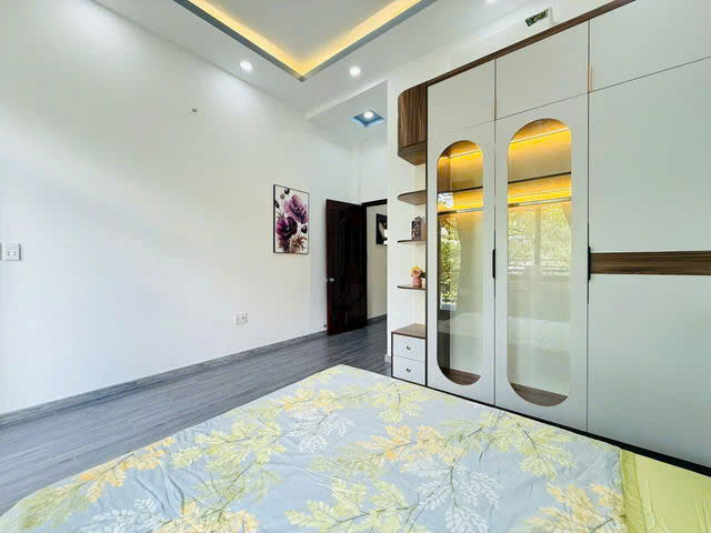 bÁN GẤP NHÀ GIÁ MỀM NHẤT QUẬN TÂN BÌNH - PHAN HUY ÍCH - DT:48M- 4X12M - 4 PHÒNG NGỦ- 5WC- GIÁ CHỈ - Ảnh chính