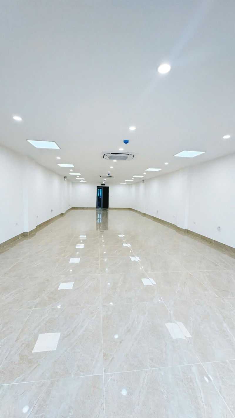bán nhà phố Phùng Hưng, Q.Hà Đông, tuyến phố huyết mạch, kinh doanh tấp nập - Ảnh 2