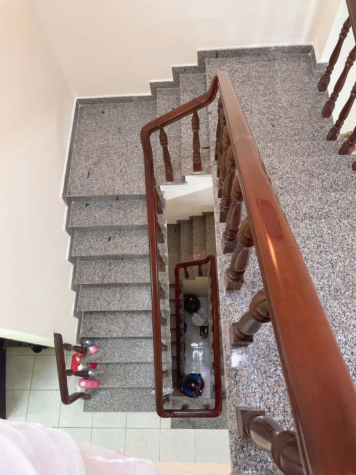 BÁN NHÀ 3 TẦNG, TẶNG NỘI THẤT GỖ,100M2, ĐƯỜNG 7M5 CẠNH ĐH DUY TÂN, LIÊN CHIỂU, CHỈ 4.75 TỶ - Ảnh 2