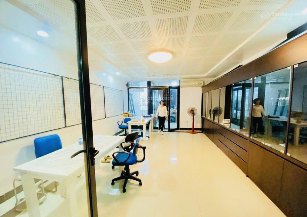 Nhà đẹp trục chính KĐT Văn Phú, kinh doanh, thang máy, 108m2, 5 tầng, ở ngay, chỉ 21 tỷ - Ảnh 1