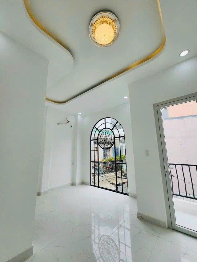 BÁN GẤP NHÀ GIÁ MỀM NHẤT QUẬN PHÚ NHUẬN - NHIÊU TỨ - DT:21M - 3.5X6 - 1 TRỆT - 1 LẦU - 2 PN- GIÁ - Ảnh 2