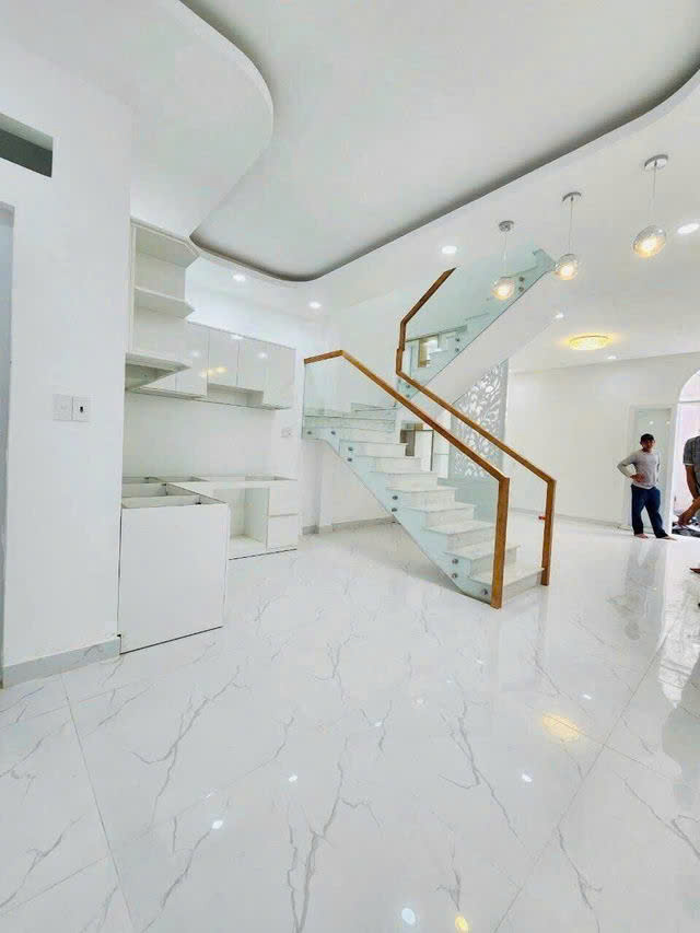 BÁN GẤP NHÀ GIÁ MỀM NHẤT QUẬN PHÚ NHUẬN - NHIÊU TỨ - DT:21M - 3.5X6 - 1 TRỆT - 1 LẦU - 2 PN- GIÁ - Ảnh 1