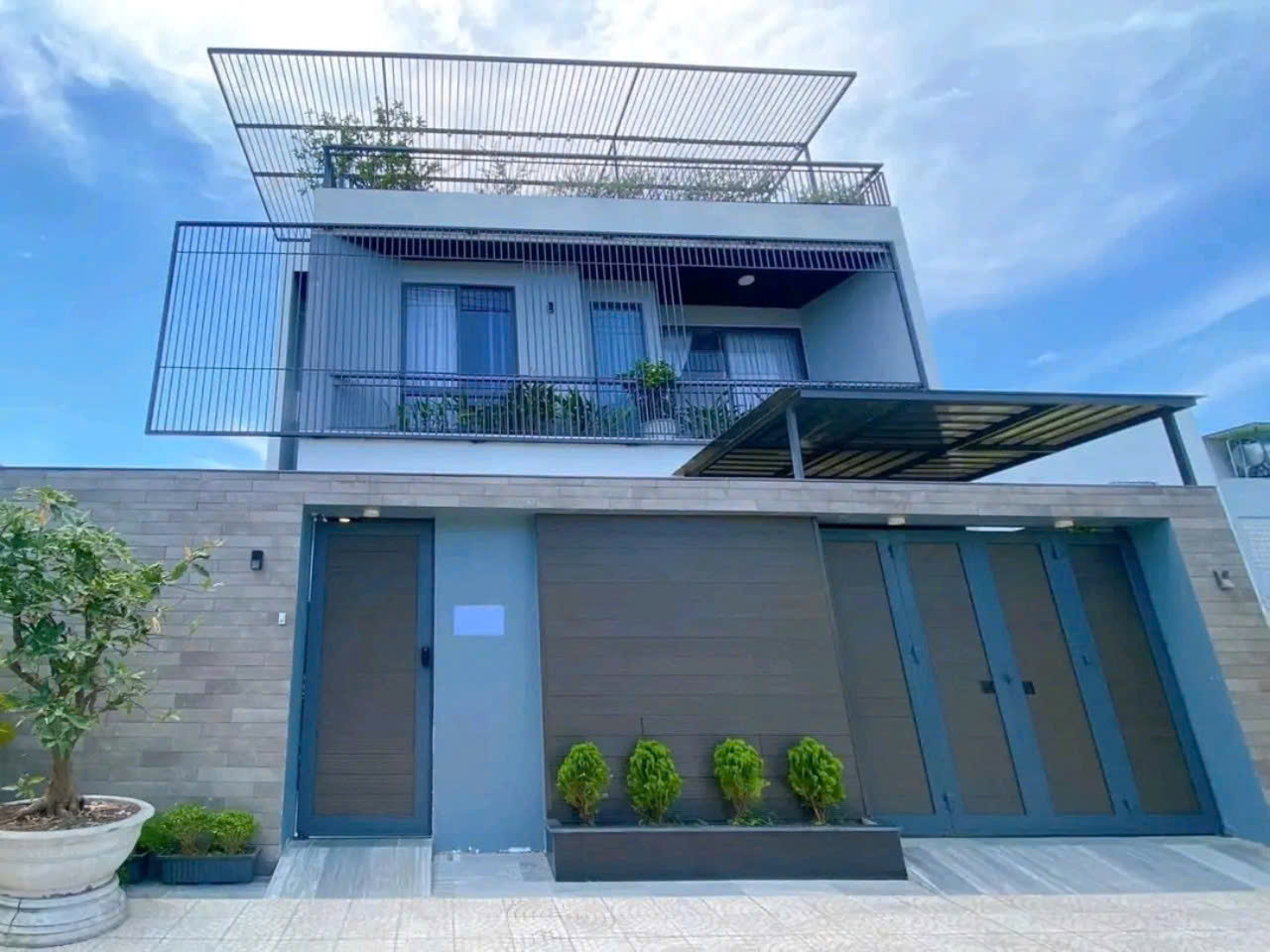 Bán villa Sơn trà 150m2 dòng tiền ổn định 50 tr/tháng mặt tiền Phan Bá Vành sát biển - Ảnh 3