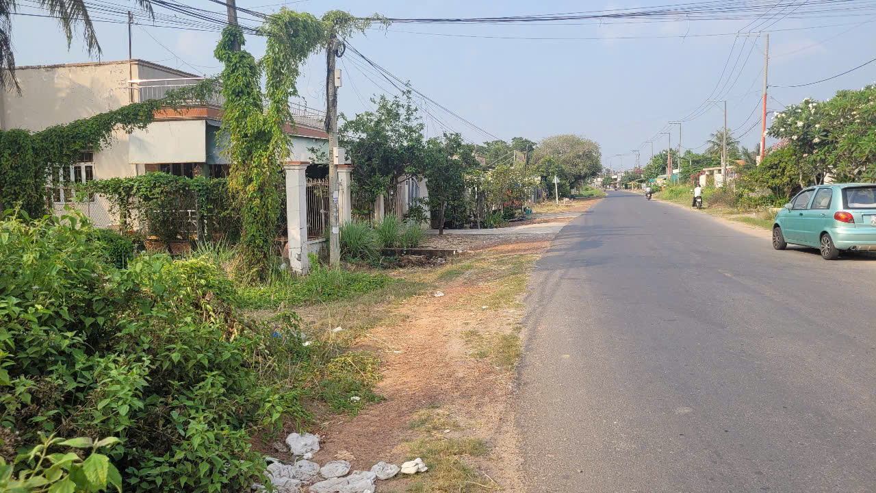 CẦN BÁN ĐẤT:  13000m2 - Tại Phường Long Thành Trung- Trung Tâm Thị Xã Hòa Thành- tỉnh Tây Ninh- chỉ - Ảnh 2