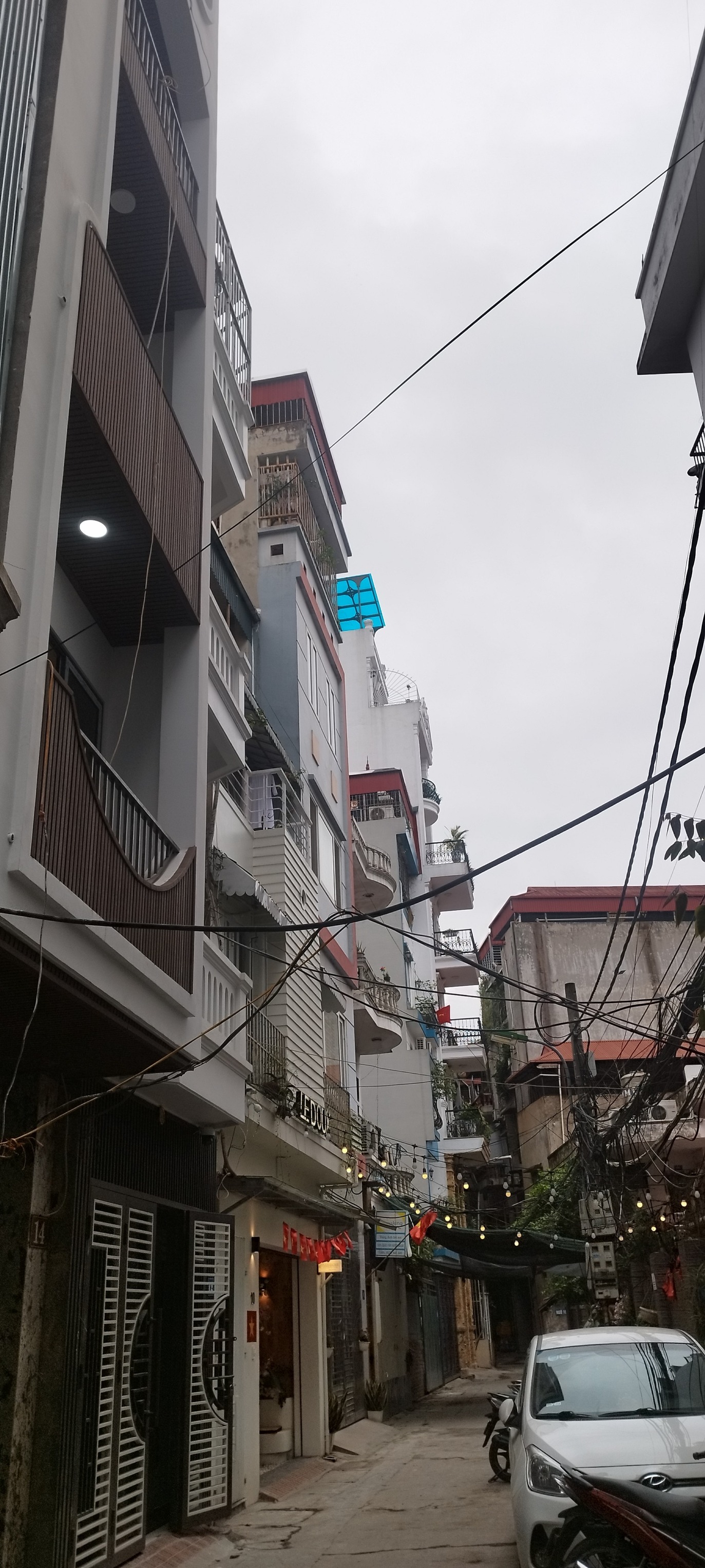 BÁN NHÀ CẦU GIẤY-NGUYỄN VĂN HUYÊN-7T-50M-18.5TY. LH: 0982769586 - Ảnh 2