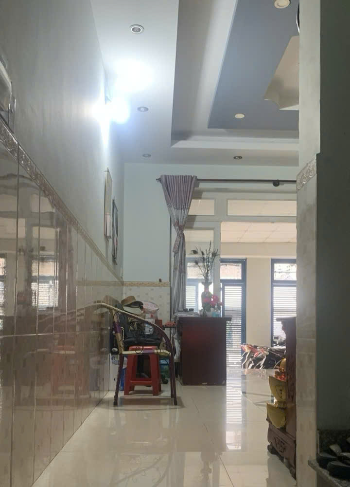 SIÊU RẺ – SIÊU ĐẸP NHÀ QUẬN 2 – HẺM XE HƠI – NGUYỄN DUY TRINH – 118M² – GIÁ CHỈ 8,5 TỶ - Ảnh chính
