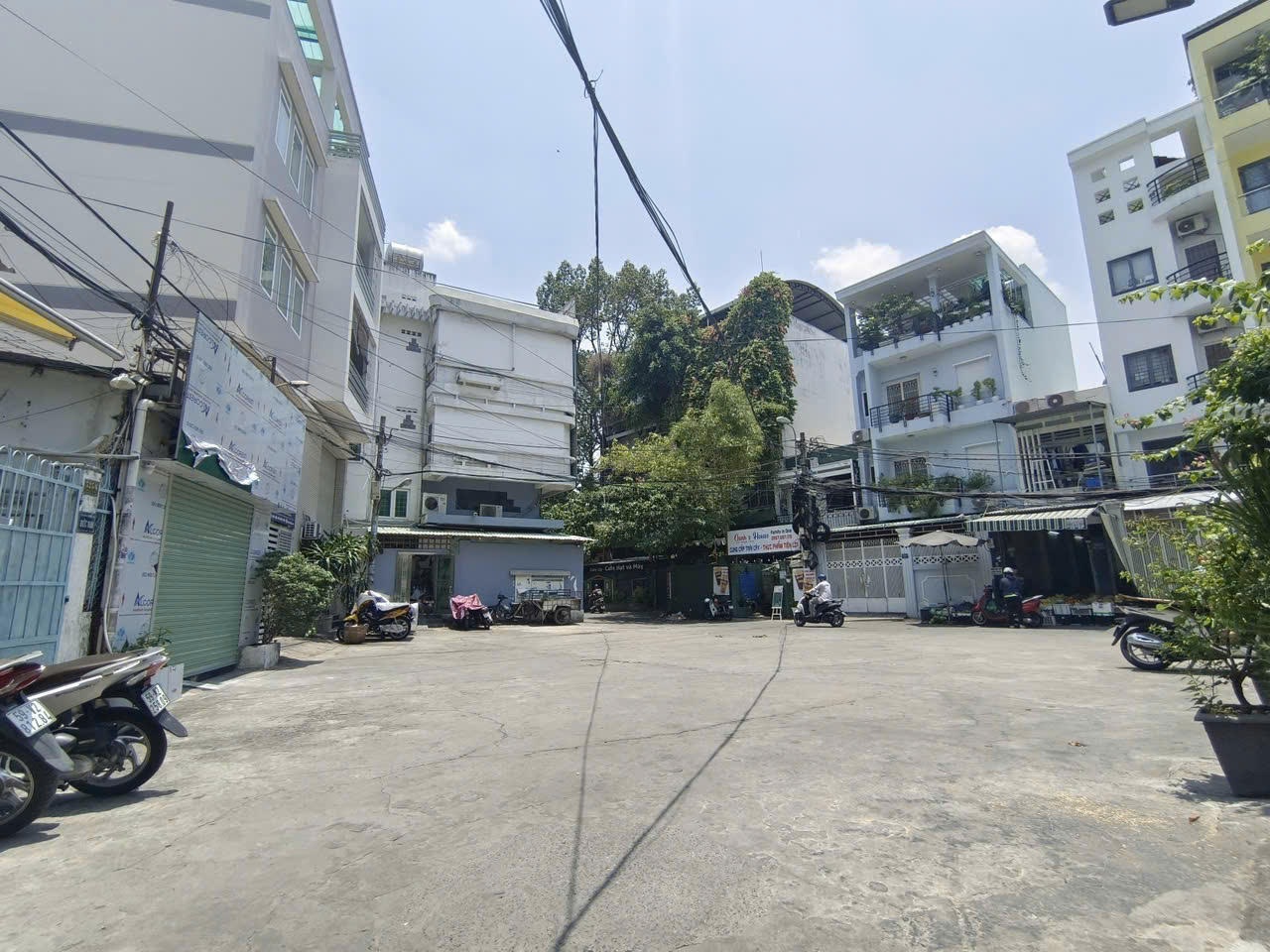 Bán nhà quận 10, đường Tô Hiến Thành, 125m2, hẻm xe hơi, 3 tầng, 23 tỷ - Ảnh 2