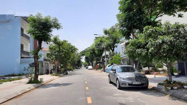 Bán biệt thự Đông Thủ Thiêm, 8x24m, giáp Lakeview City và Global city, giá chỉ 28 tỷ - Ảnh chính