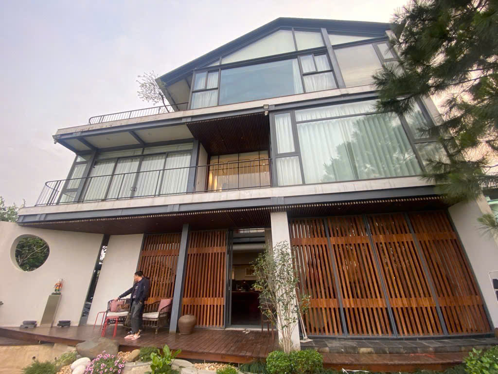 BIỆT THỰ LÔ GÓC, ĐẲNG CẤP THƯỢNG LƯU 350M, 3T, MT12M, VIEW SÔNG HỒNG TRIỆU ĐÔ, THƠ MỘNG. - Ảnh 3