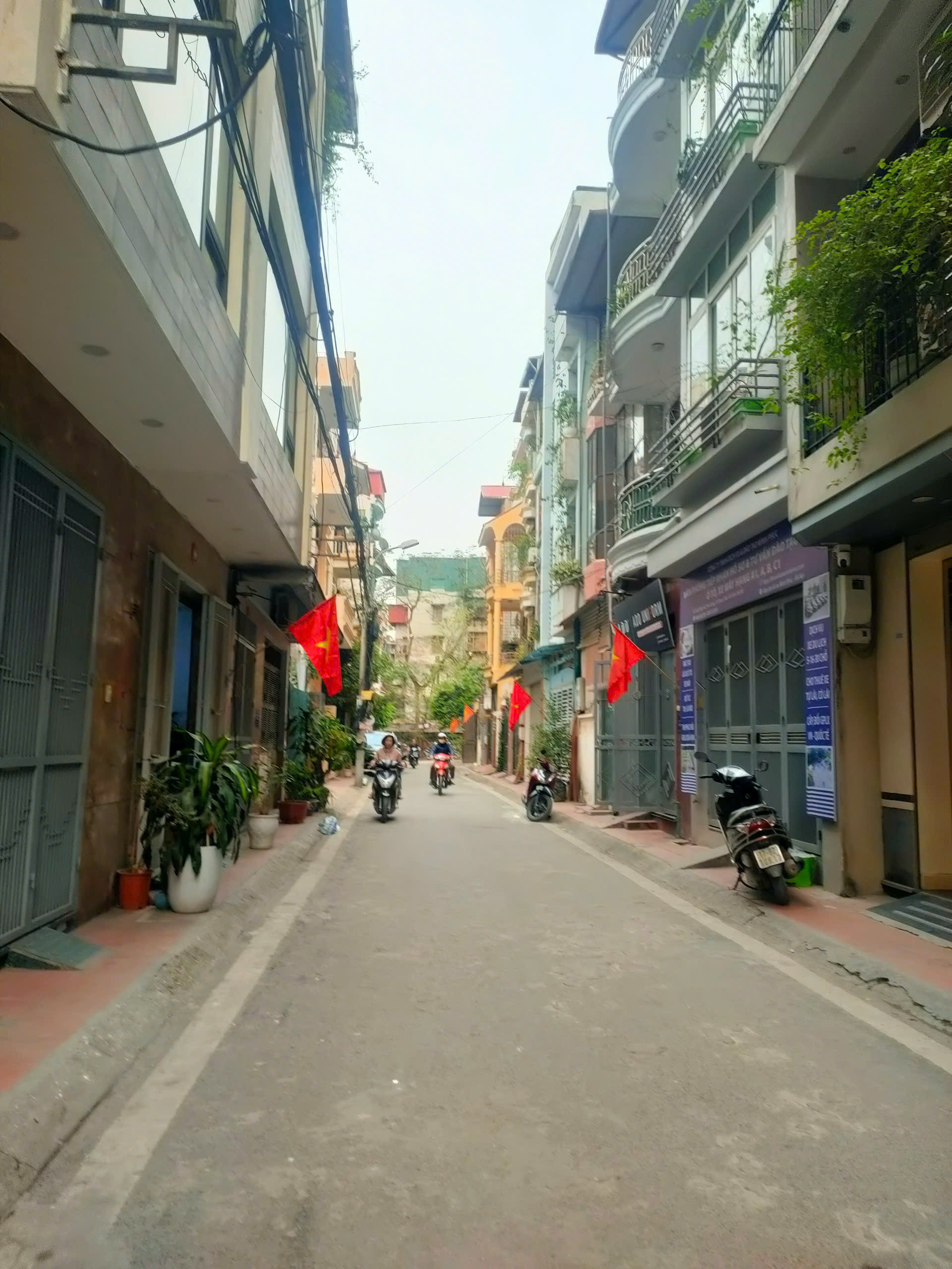 BÁN NHANH PHÂN LÔ CẦU GIẤY, ÔTÔ VÀO NHÀ, KINH DOANH ĐẮC ĐỊA, DT 54M2 GIÁ HƠN 15 TỶ - Ảnh 4