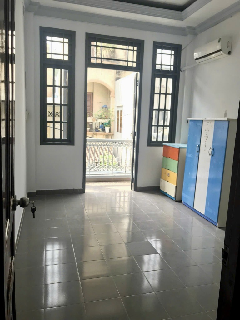 NHÀ 4 TẦNG BTCT - LÊ VĂN SỸ - TÂN BÌNH - XE HƠI ĐẬU CỬA - NHỈNH 6 TỈ - Ảnh 1