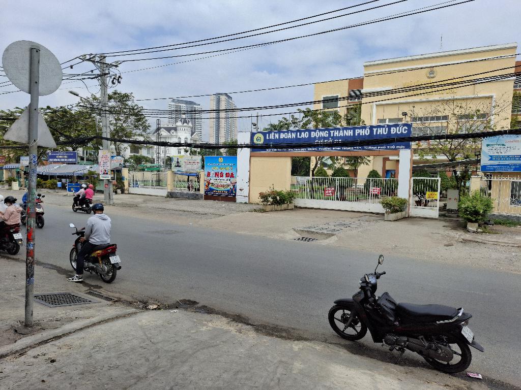 khu biệt thự 2 TẦNG 180M2 BÌNH TRƯNG TÂY Q2 GIÁ 11 TỶ TL - Ảnh chính