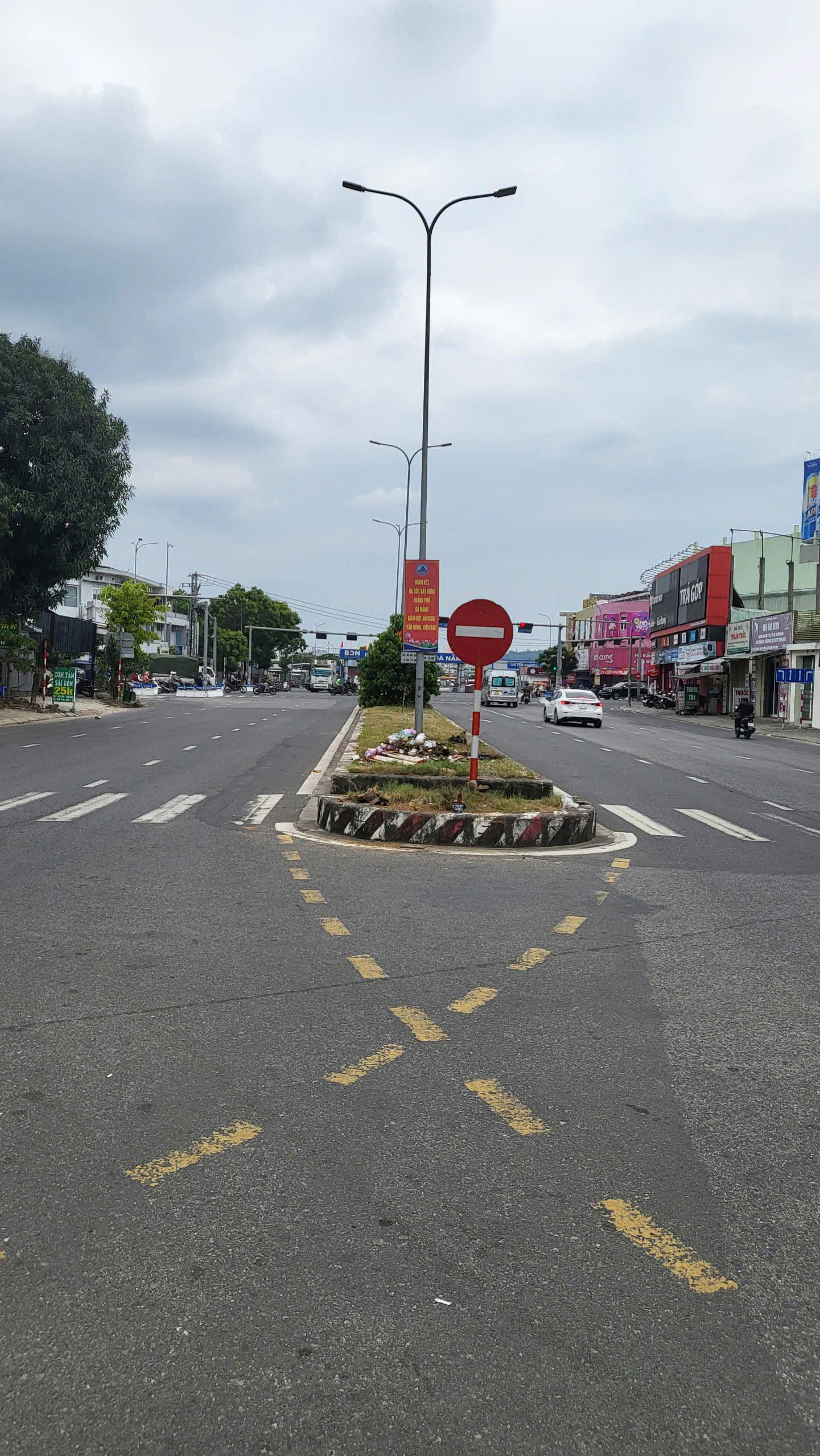 BÁN ĐẤT TẶNG NHÀ 125M2, SỔ ĐẦY ĐỦ GIÁ TỐT MẶT TIỀN Đ. NAM TRÂN, P.HÒA MINH - Ảnh 2