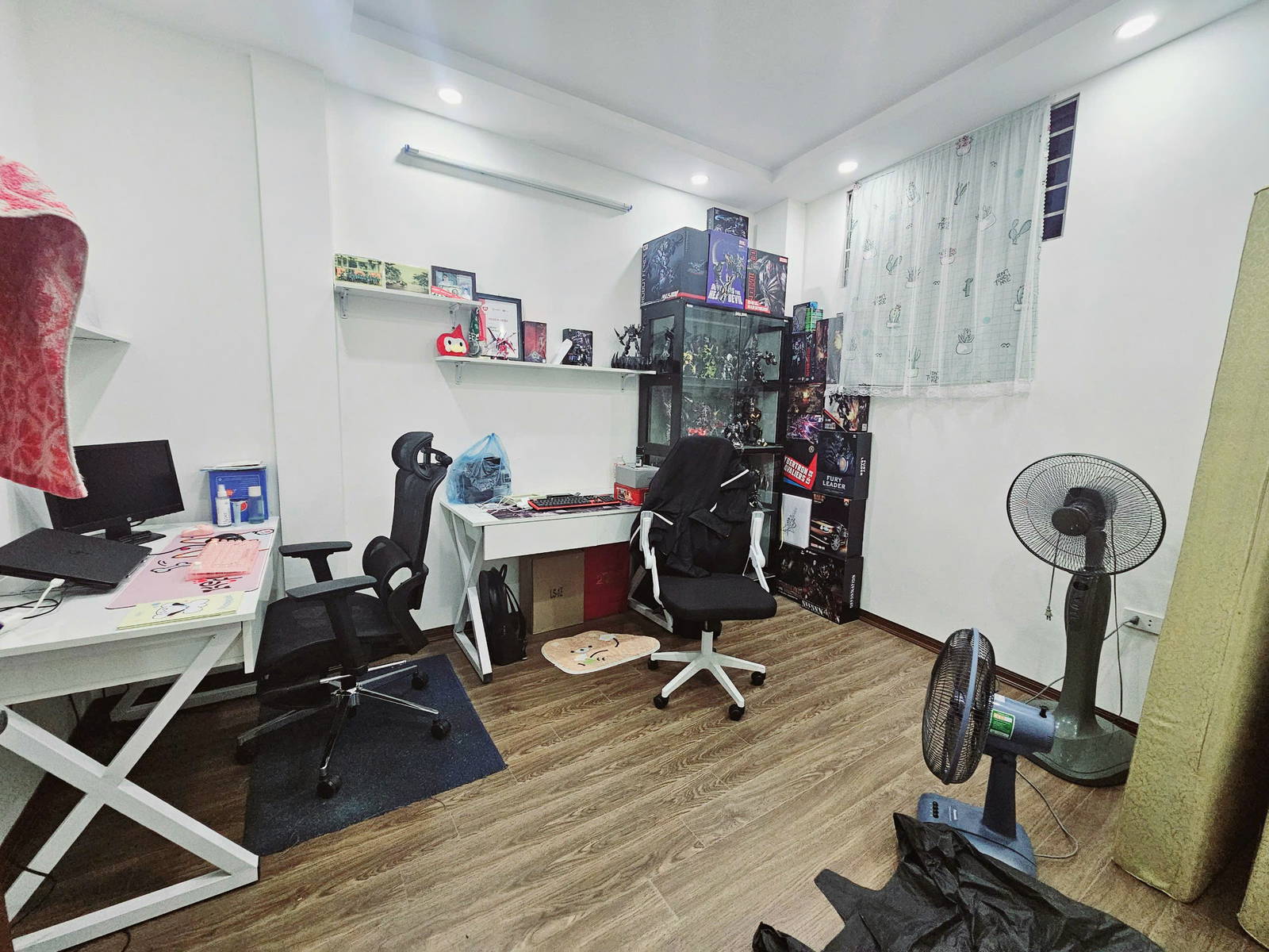 Bán Nhà Võ Chí Công. Cầu Giấy. DT 40m2. MT 4,8m. 5 Tầng. Giá 9,78 Tỷ. - Ảnh 2