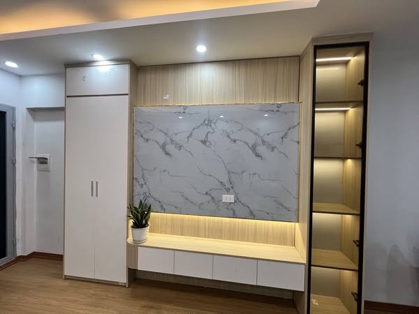 Tập thể phố 8/3, thông Minh Khai, mới kính koong, sử dụng 80m, 3 ngủ đủ công năng - Ảnh 2