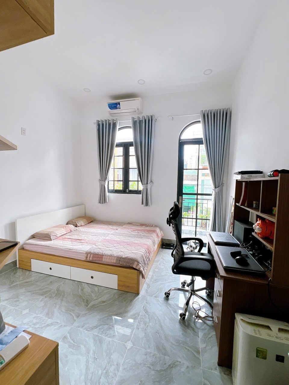 **SIÊU PHẨM Q4–Hẻm 4M-Cách Mặt Tiền Chỉ 2CĂN- 55M NGANG 3.8 Cực Hiếm–Nhỉnh 5Tỷ - Ảnh 3
