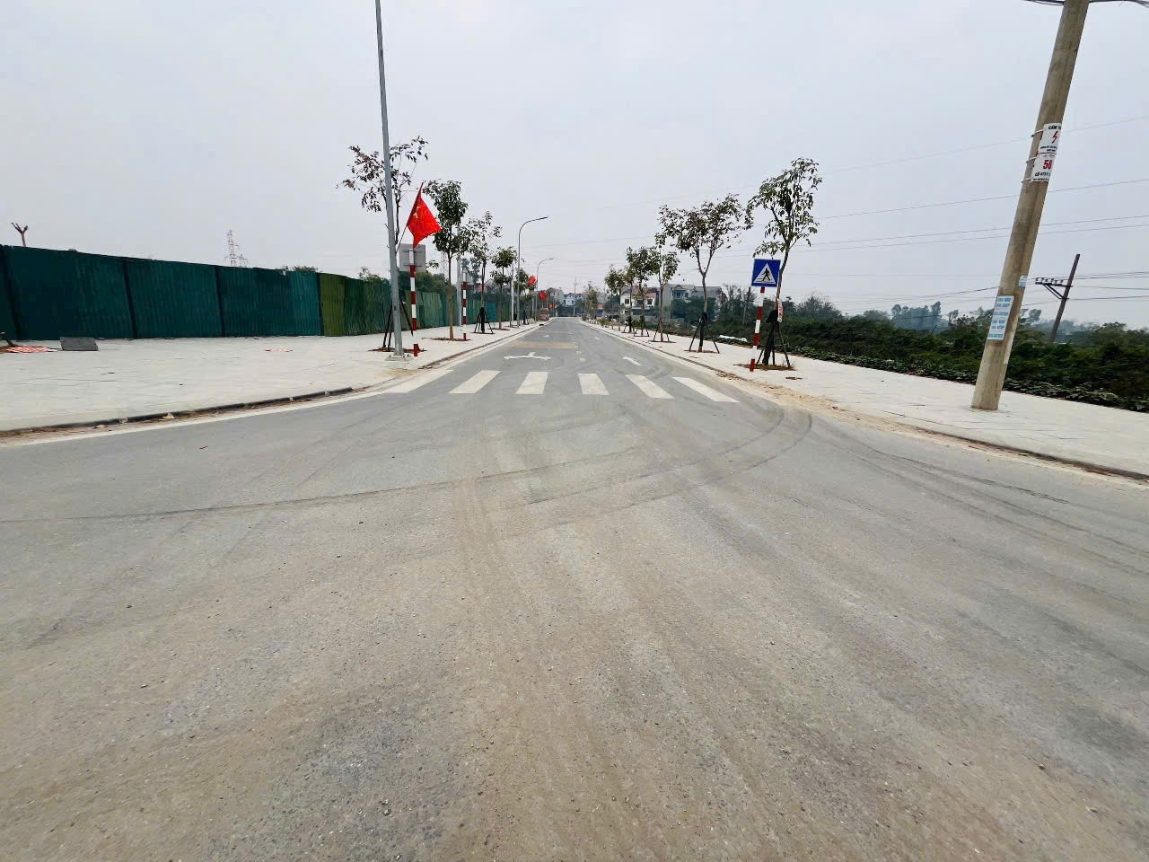 BÁN ĐẤT 92M2 LỖ GIAO VIỆT HÙNG ĐÔNG ANH - GIÁ MỀM NHẤT KHU VỰC - Ảnh 1