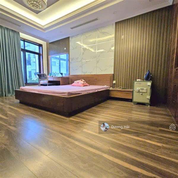 Bán Căn NHÀ MẶT PHỐ HIẾM CÓ TRÊN PHỐ KHÚC THỪA DỤ - CẦU GIẤY - Hơn 20 tỷ - Ảnh chính