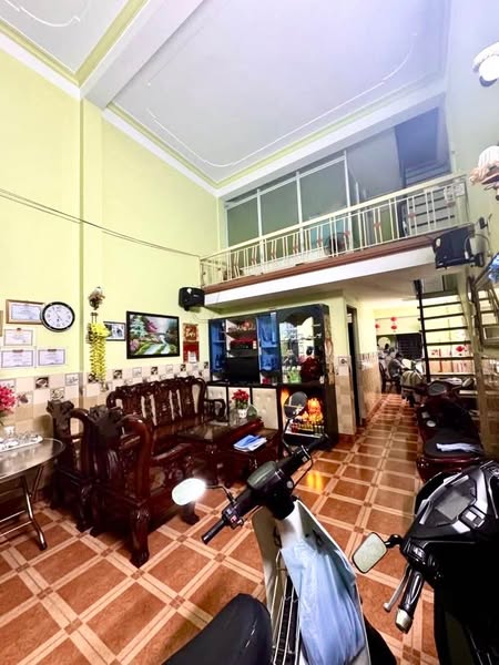 Nhà 2 tầng khu phố tây An Thượng - Giá chỉ 10 tỷ . - Ảnh 2